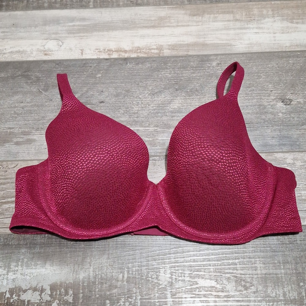 Victoria's Secret Bra Size 40C Red Lightly Lined Underwire Body
